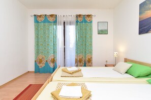 Apartment, 1 Bedroom (295/2145)