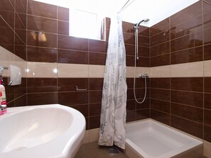 Apartment, 2 Bedrooms (1480/13826) | Bathroom - Apartments Dario 1480 (Liznjan)