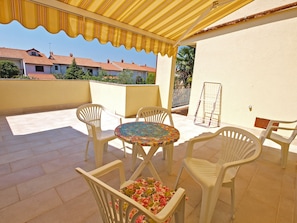Apartment, 1 Bedroom (920/2137) | Terrace/patio