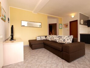 公寓, 2 間臥室 (799/1984) | 客廳 | 電視