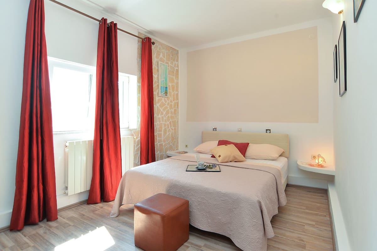 Appartement, 3 slaapkamers (1008/3316) | 3 slaapkamers, een strijkplank/strijkijzer, gratis wifi, beddengoed