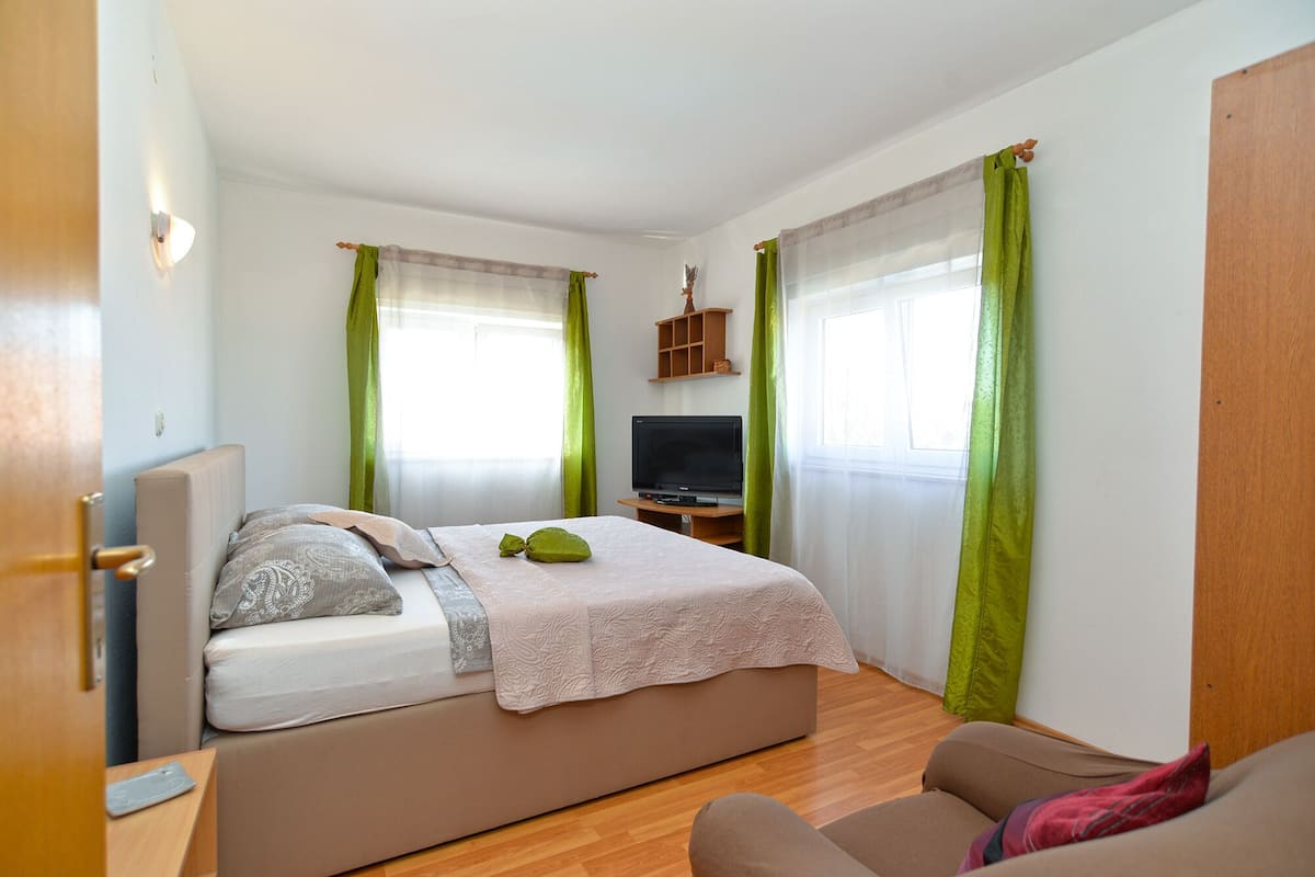 Appartement, 2 slaapkamers (1008/3314) | 3 slaapkamers, een strijkplank/strijkijzer, gratis wifi, beddengoed