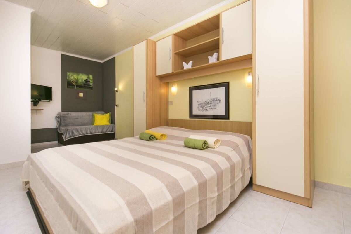 Apartamento, 1 quarto (1280/12244) | Ferros/tábuas de passar roupa, Wi-Fi de cortesia, roupa de cama
