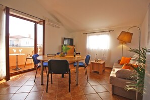 Apartment, 1 Bedroom (1310/12473) | Living area - Apartments Irena 1310 (Fazana)