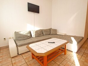 Standard-Apartment, 2 Schlafzimmer (1328/15323) | Wohnbereich | Flachbildfernseher