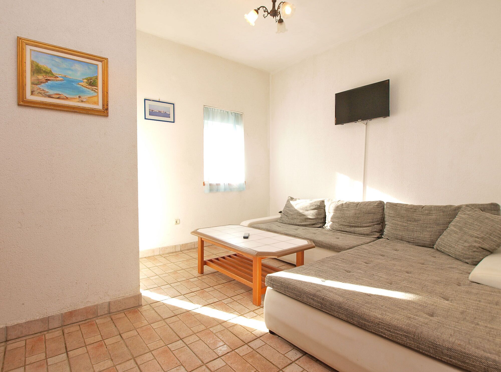 Standard Apartment, 2 Bedrooms (1328/15323) | Living area | Flat-screen TV