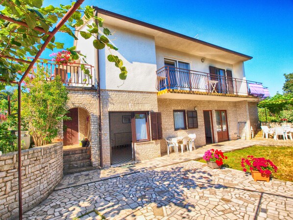 Exterior - Apartments Bubamara 1398 (Medulin)