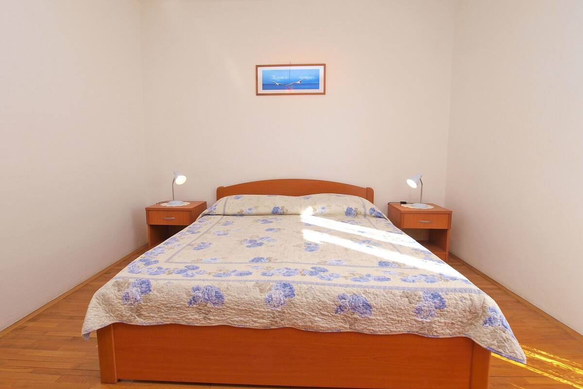Departamento, 2 habitaciones (981/2644) | Tabla de planchar con plancha, wifi gratis y ropa de cama