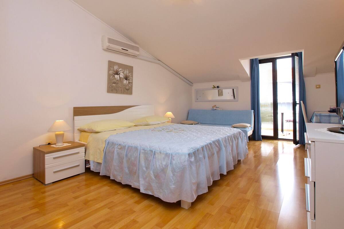 アパートメント 1 ベッドルーム (1048/3910) | アイロン / アイロン台、ベビーベッド (無料)、WiFi (無料)、ベッドシーツ