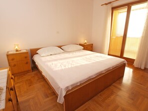Iron/ironing board, free WiFi, bed sheets - Apartments Fumica 954 (Pula)