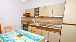 Unclassified image, 5 of 24, button - Apartments Fumica 954 (Pula)