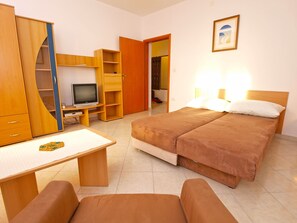 Departamento, 2 habitaciones (954/2433) | Tabla de planchar con plancha, wifi gratis y ropa de cama