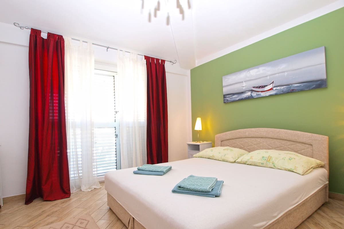 Apartamento, 1 habitación (1493/14313) | 3 dormitorios, tabla de planchar con plancha, wifi gratis y ropa de cama