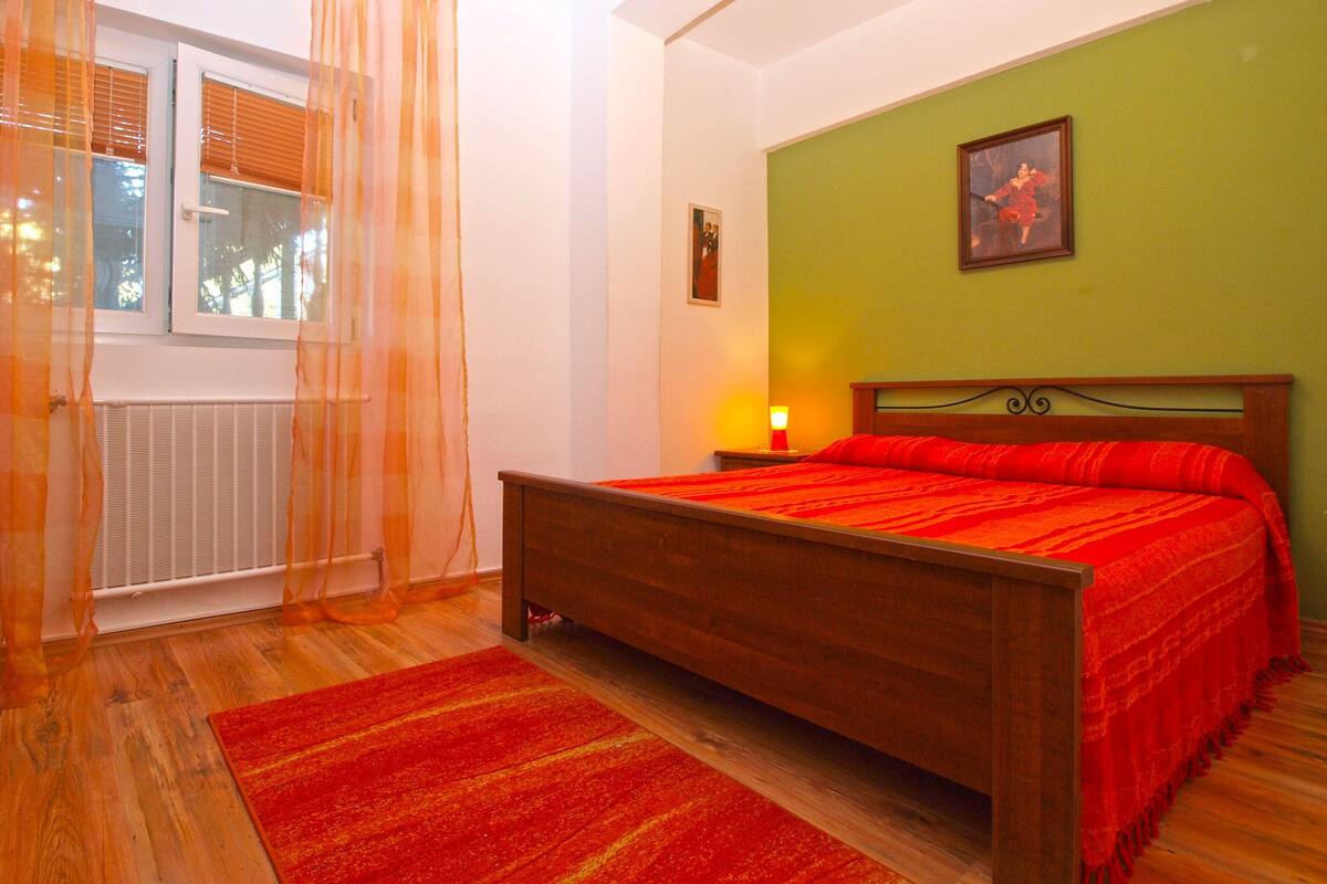 Apartamento, 1 habitación (1493/14312) | 3 dormitorios, tabla de planchar con plancha, wifi gratis y ropa de cama