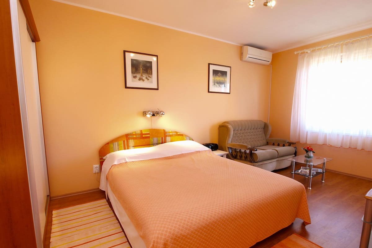 Departamento, 1 habitación (1000/3239) | Tabla de planchar con plancha, wifi gratis y ropa de cama