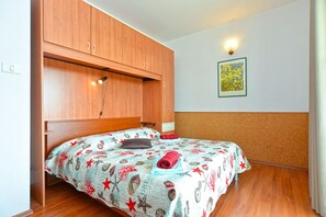 Appartamento, 4 camere da letto (624/1491) | Una cassaforte in camera, ferro/asse da stiro, Wi-Fi gratuito, lenzuola