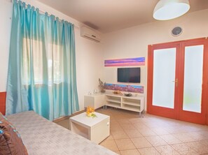 Leilighet, 1 soverom | Strykejern/-brett, wi-fi (inkludert) og sengetøy