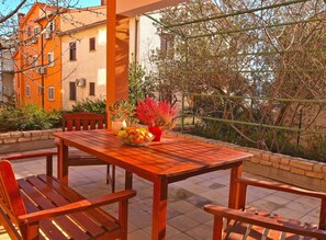 Leilighet, 2 soverom | Terrasse/patio