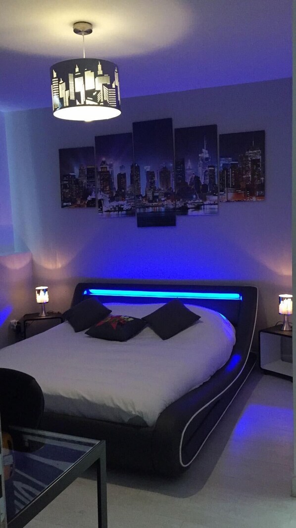 Chambre Double, côté cour intérieure