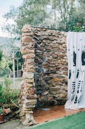 Shower, free toiletries, hair dryer, bidet - Guesthouse Casavasco (Domus de Maria)