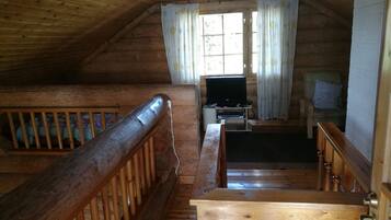 Chalet, sauna, järven rannalla | Silitysrauta/-lauta, ilmaiset vauvansängyt
