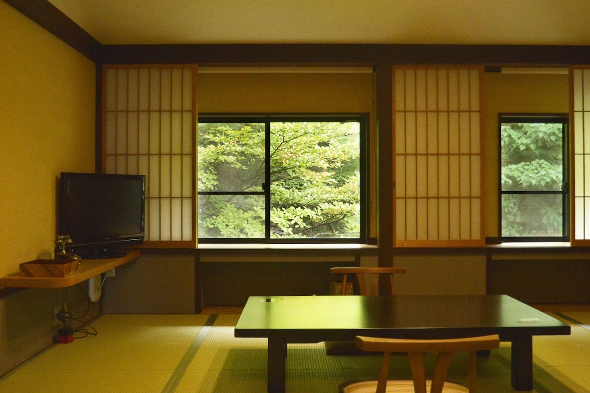Traditionele kamer (Japanese-style, ForestView,C-in 3-6pm) | Een minibar, een kluis op de kamer, gratis wifi