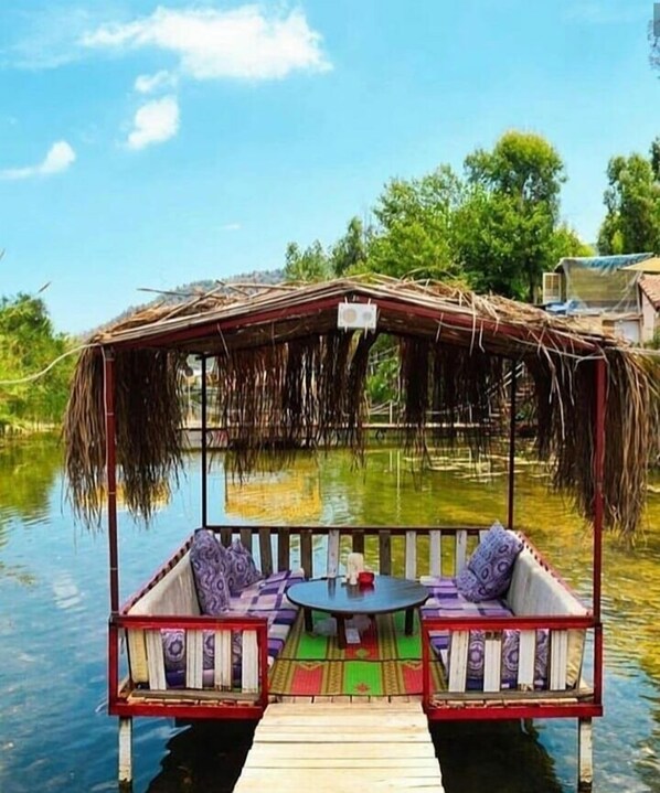 Breakfast, lunch and dinner served - Gemicihan Bungalov & Pansiyon (Kumluca)