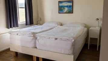 Desk, free cribs/infant beds, free WiFi, bed sheets