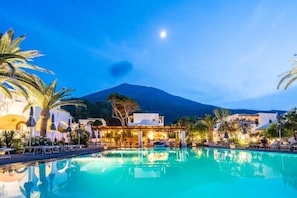Unclassified image, 5 of 85, button - La Sciara Hotel (Lipari)