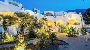 Exterior - La Sciara Hotel (Lipari)