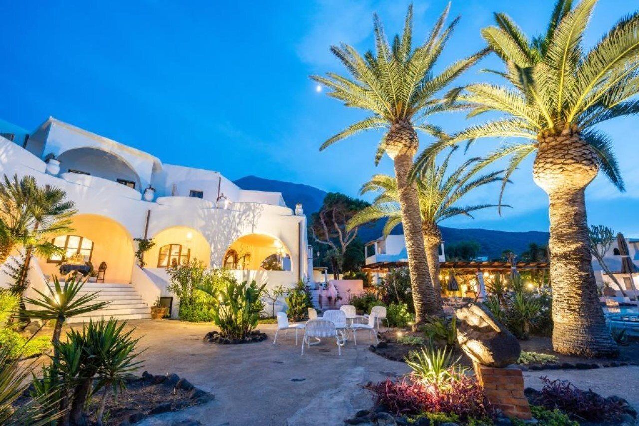 Minibar, in-room safe, desk, cots/infant beds