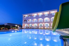 Outdoor pool - Aeon Hotel (Zakynthos)