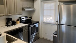 Standard Cottage, 2 Bedrooms (1 Bedroom Apartment) | Private kitchen | Coffee/tea maker, full-size fridge, microwave, stovetop - Atlantic Beach & Harbor Resort (Lauderdale-by-the-Sea)