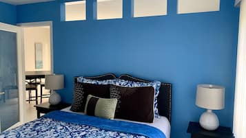 Standard Cottage, 2 Bedrooms (2 Bedroom House 2) | Soundproofing, iron/ironing board, free WiFi, bed sheets