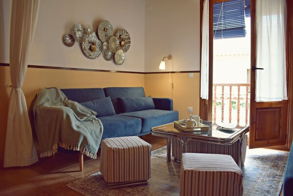 Appartement, terrasse | Salle à manger