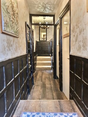 Hallway - Grove House (Leyburn)