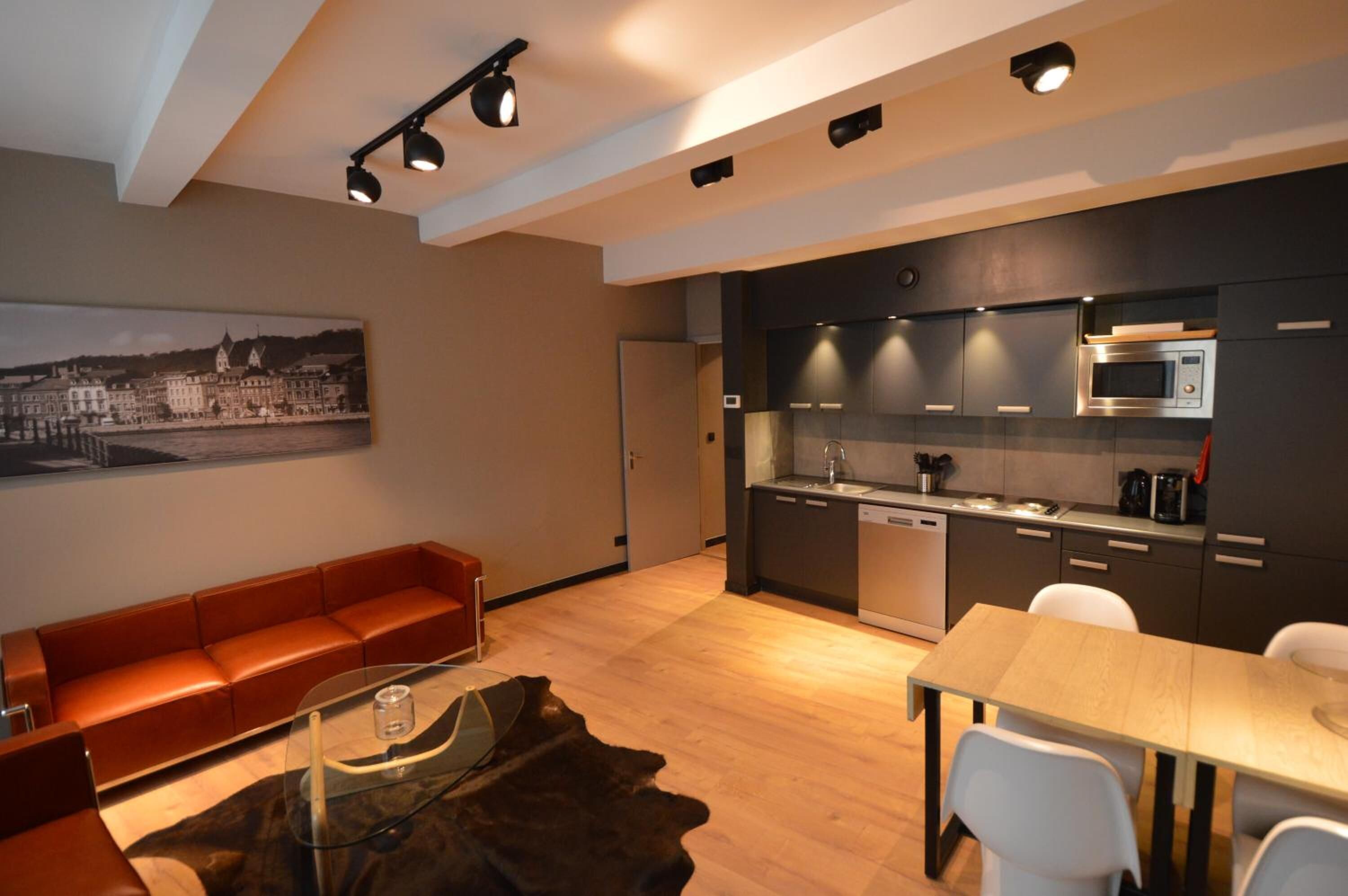 stovetop, dining tables