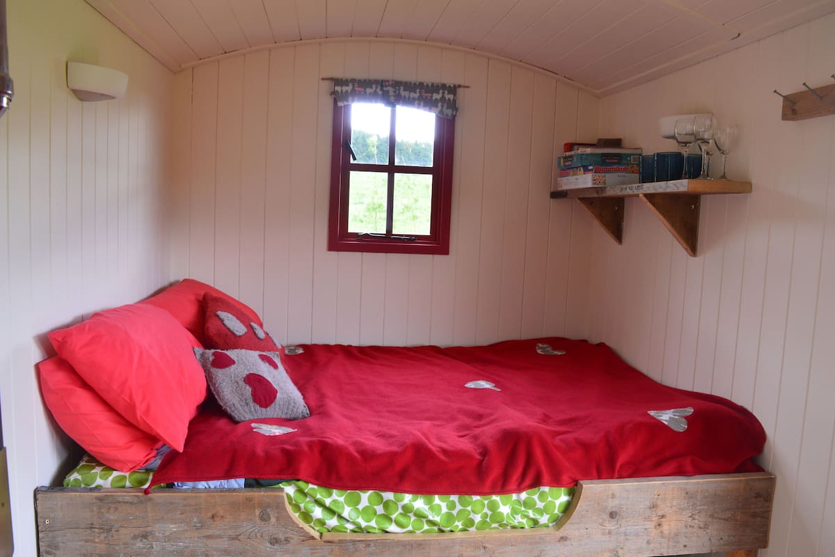 Shepherd's Hut for 4