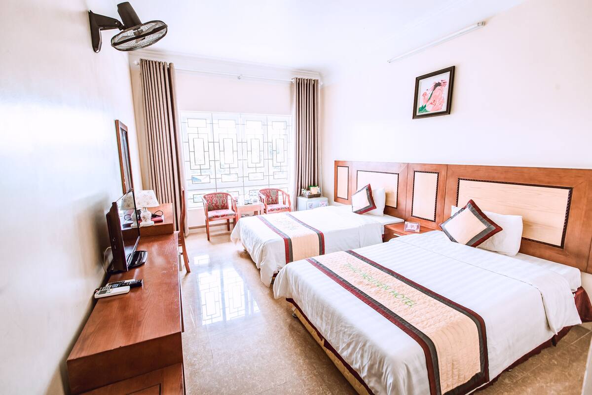 Basic Double or Twin Room | Minibar, desk, blackout drapes, WiFi (free)