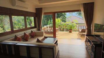 1-Bedroom Villa with Private Pool | Living area | Flat-screen TV