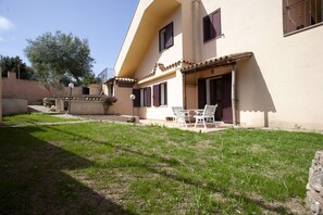 Comfort Apartment, 1 Bedroom, Patio, Garden Area | View from room