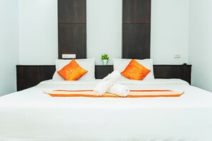 Family Room | In-room safe, blackout curtains, rollaway beds, free WiFi - Saiyuan Residence Phuket (Rawai)