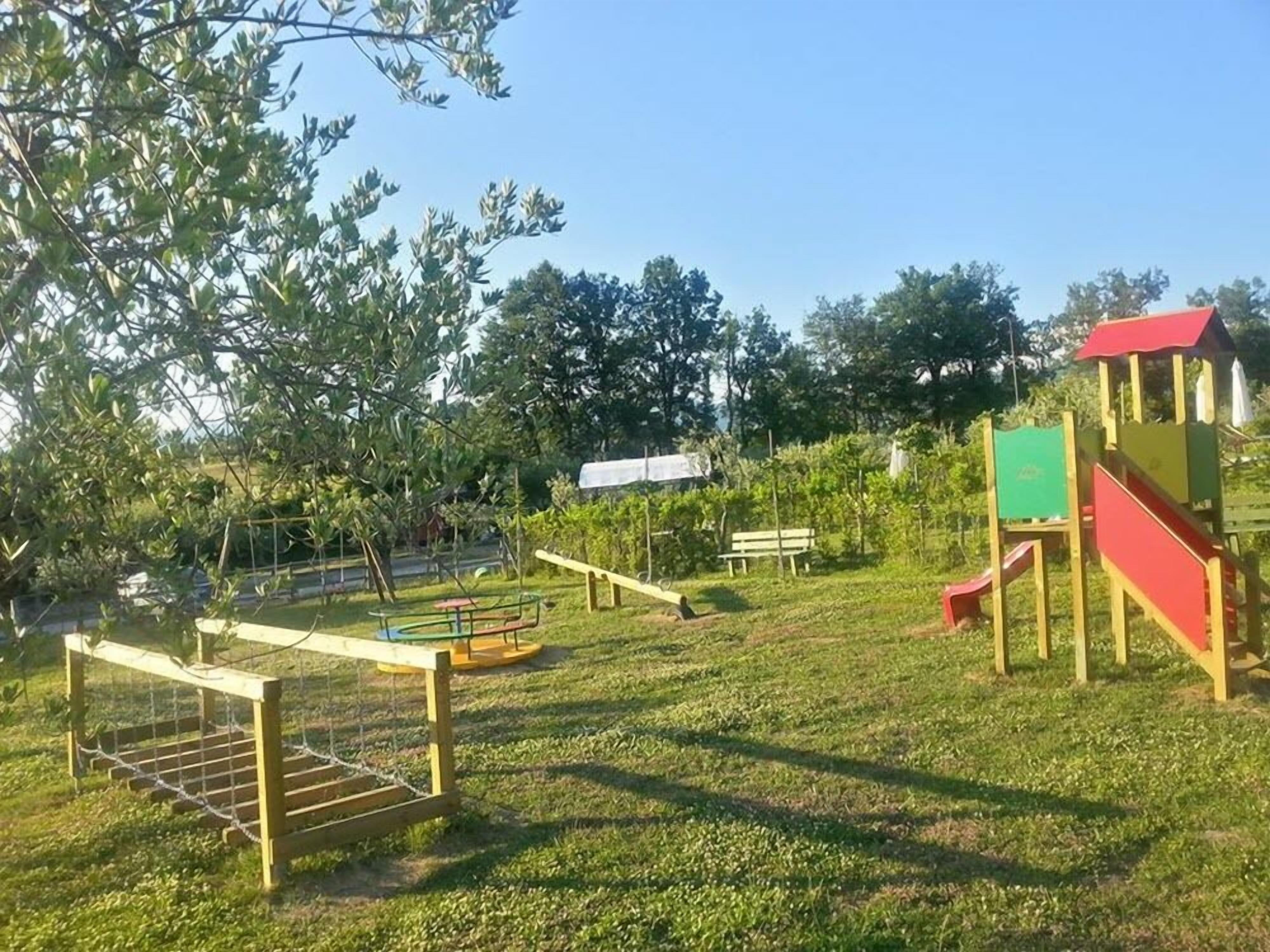 Children’s play area – outdoor