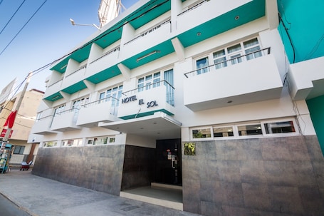 Exterior. Hotel El Sol