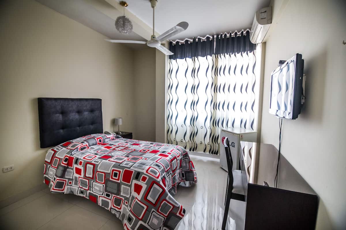 single room | in-room safe, desk, iron/ironing board, free wifi