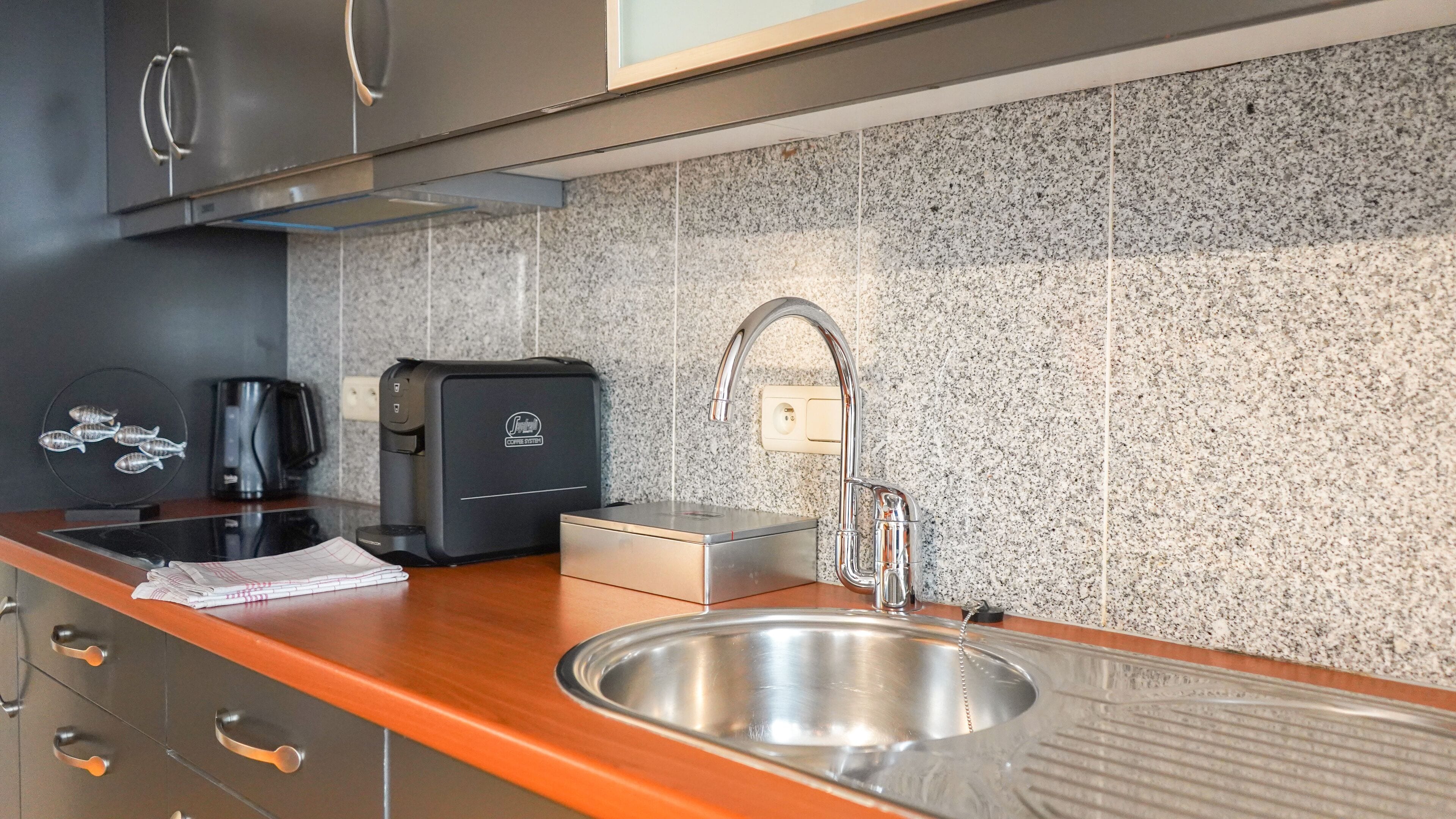 standard apartment | in-room dining