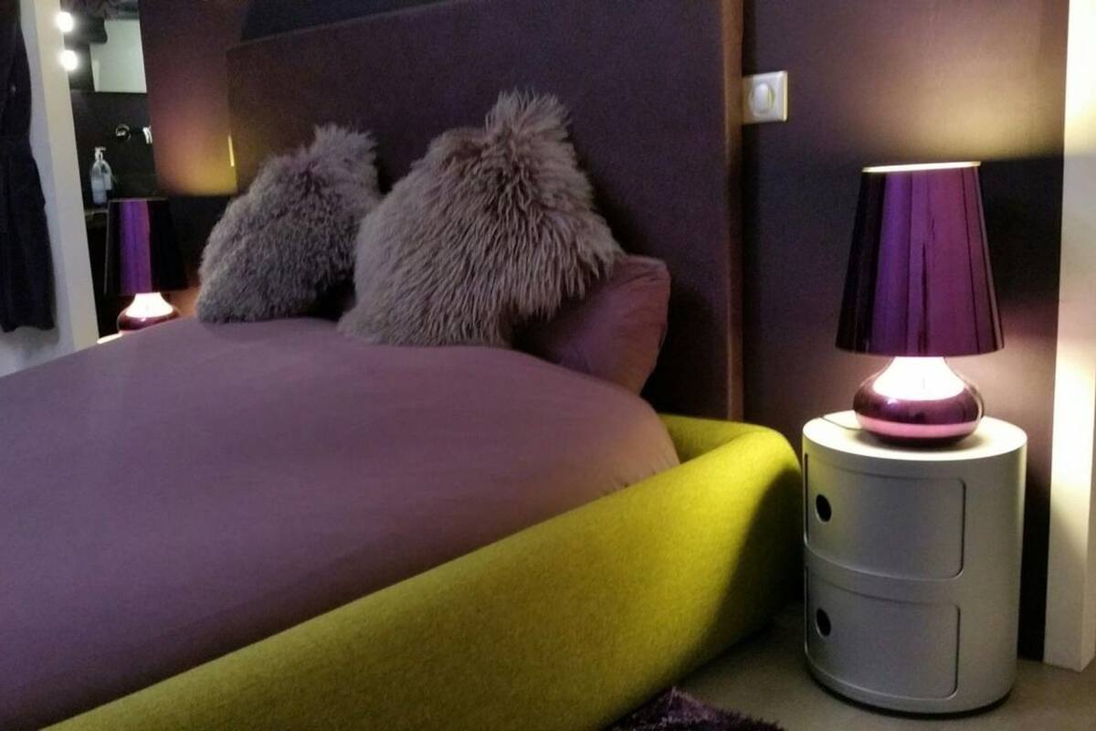 Premium bedding, minibar, individually decorated, individually furnished
