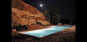 Outdoor pool, pool loungers