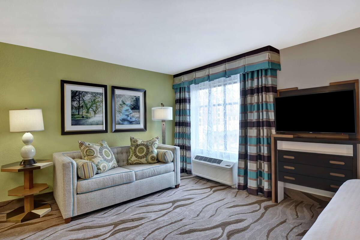 Desk, iron/ironing board, cots/infant beds, free WiFi