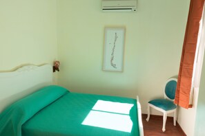 Schallisolierte Zimmer, Bügeleisen/Bügelbrett, Zustellbetten